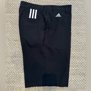 Men’s Adidas Climalite golf shorts Size32
